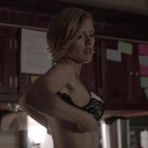 Kathleen Robertson nude In BOSS - 050