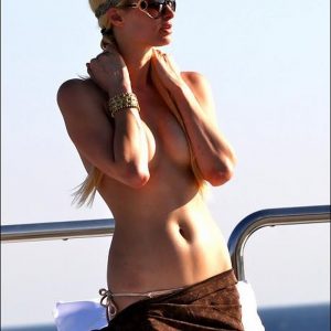 Paris hilton Nude And Topless on The Yacht (St. Tropez) - 015