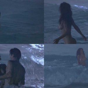 Salma Hayek Completely Naked in The Sea In Ask The Dust - 016