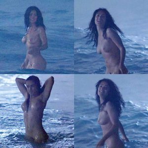 Salma Hayek Completely Naked in The Sea In Ask The Dust - 017