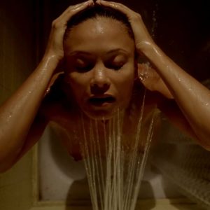 Thandie Newton Nude - Rogue s01e01 - 008